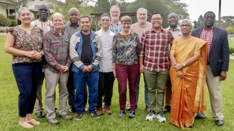 Mennonitische Delegierte aus aller Welt 2024 Mennonite World Conference: Regional Representatives, 2024. Photo: Irma Sulistyorini